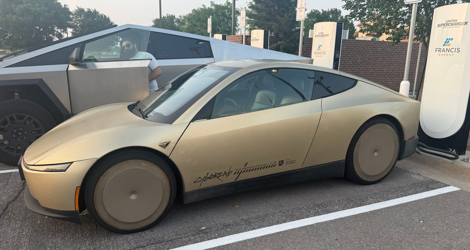 Tesla Cybercab spotted in Lawton, OK