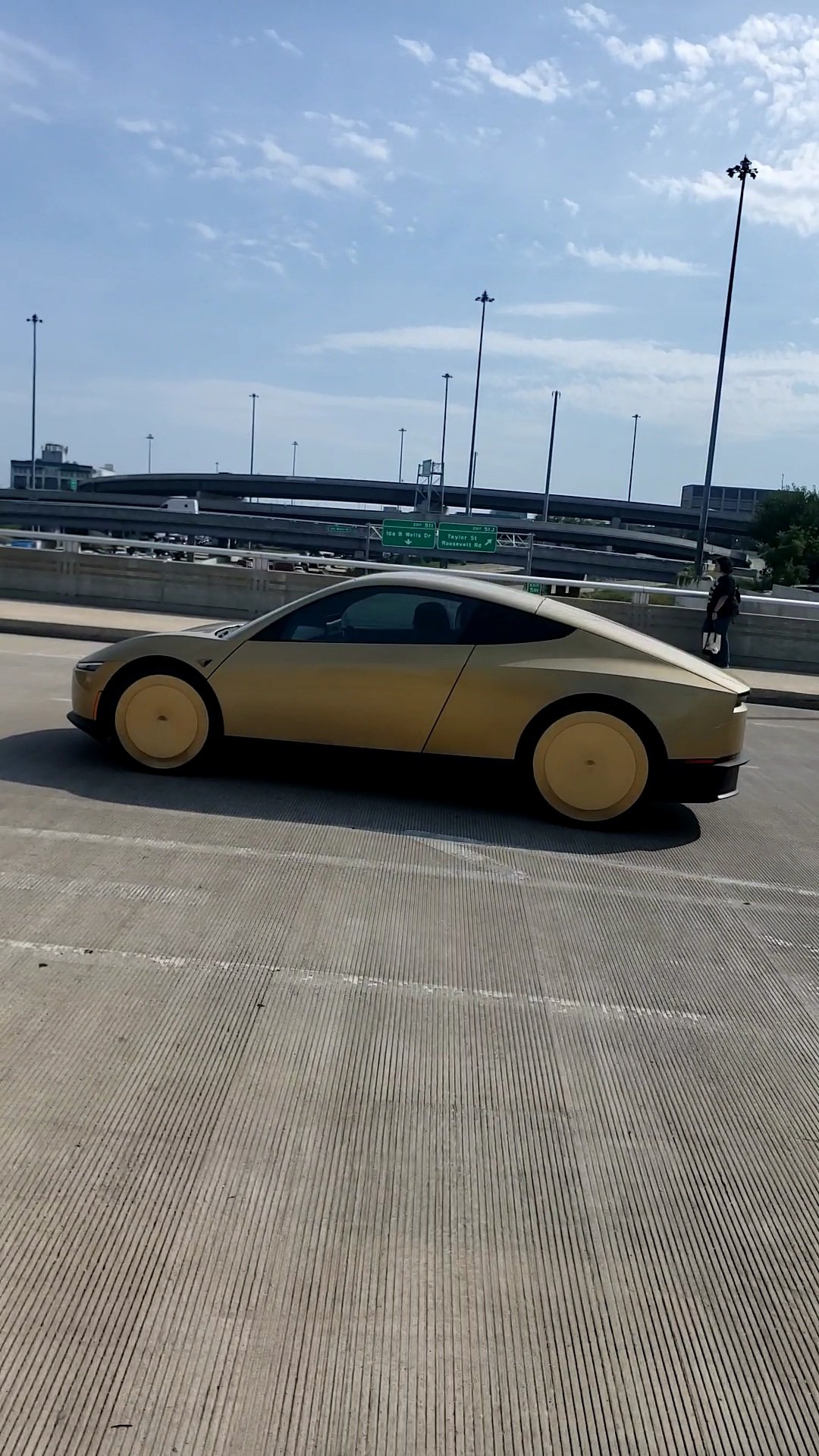Tesla Cybercab spotted in Chicago, IL by NootNoot
