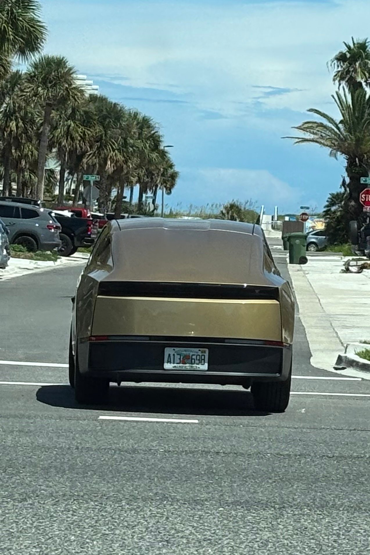 Tesla Cybercab spotted in Jacksonville Beach, FL by Comet!