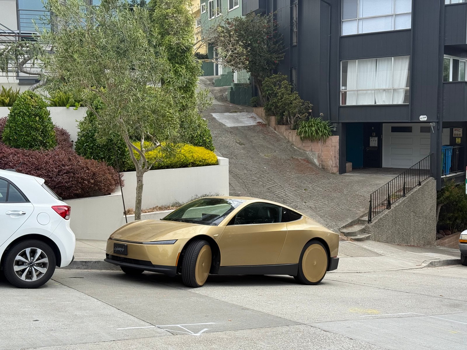 Tesla Cybercab spotted in San Francisco, CA by Liebchen