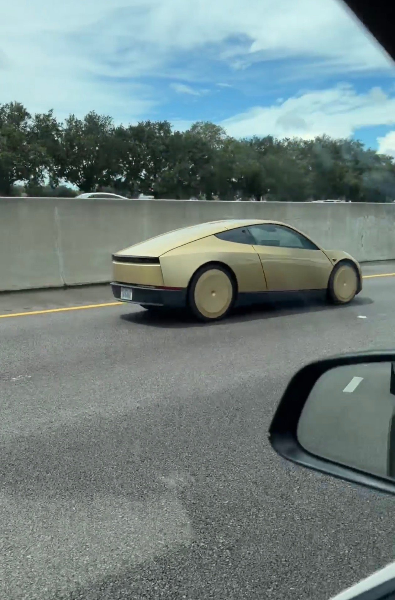 Tesla Cybercab spotted in Winter Garden, FL by BradyL