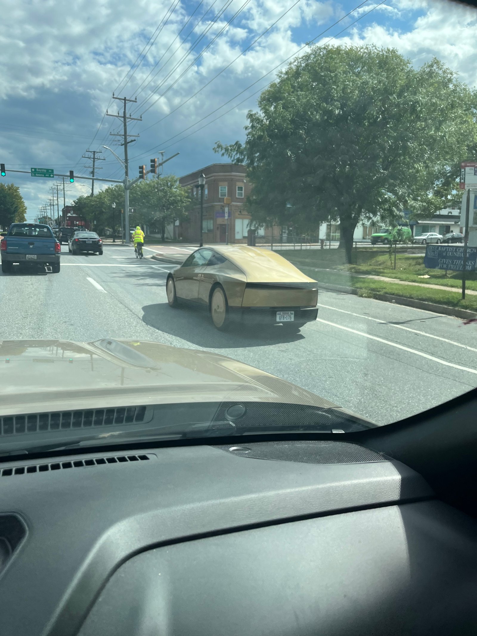Tesla Cybercab spotted in Baltimore City, MD by Chuck