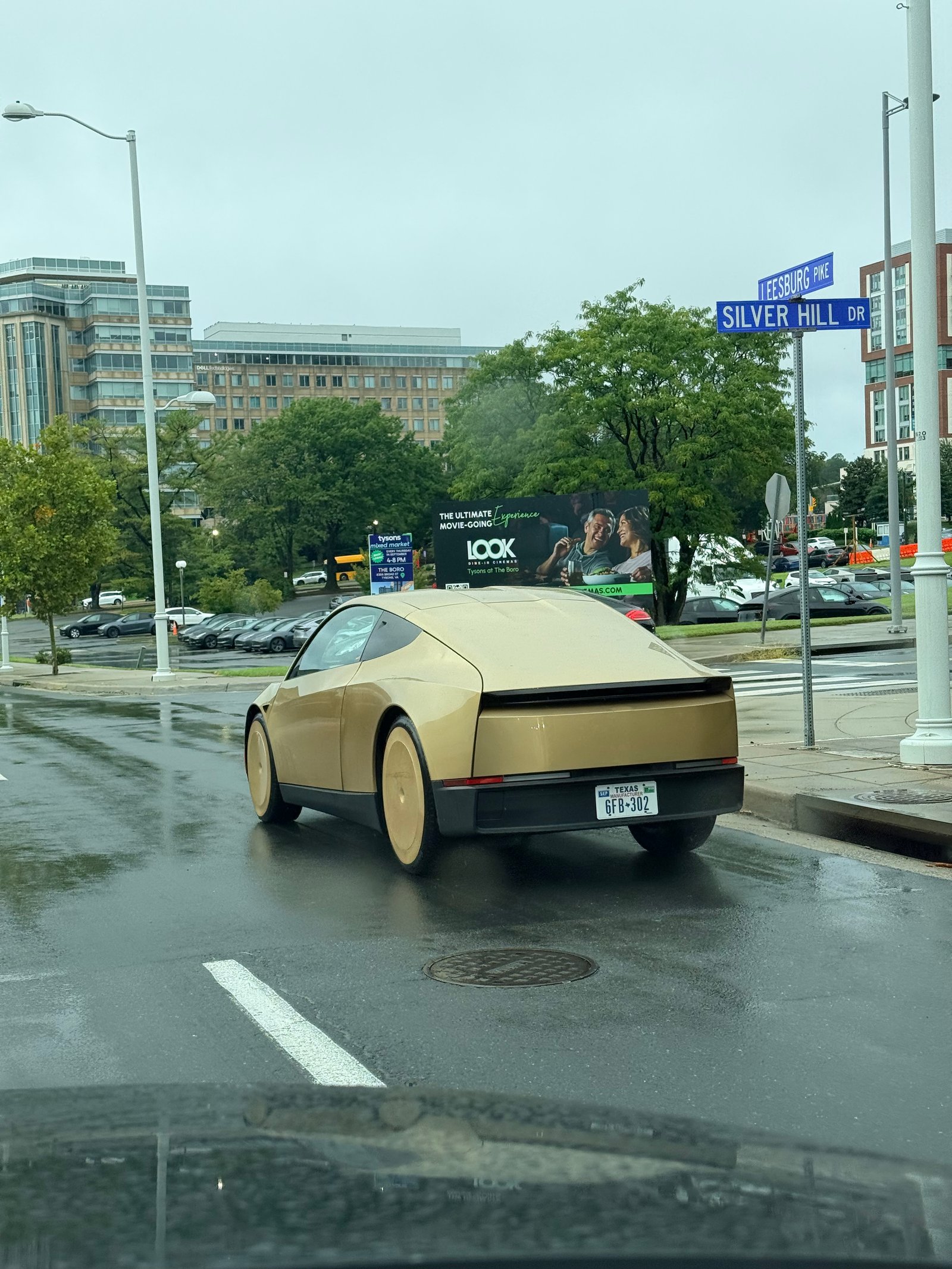 Cybercab sighting in Mclean, VA