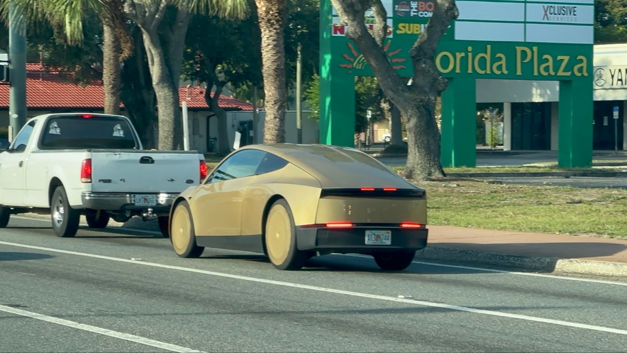 Tesla Cybercab spotted in Orlando, FL by Al