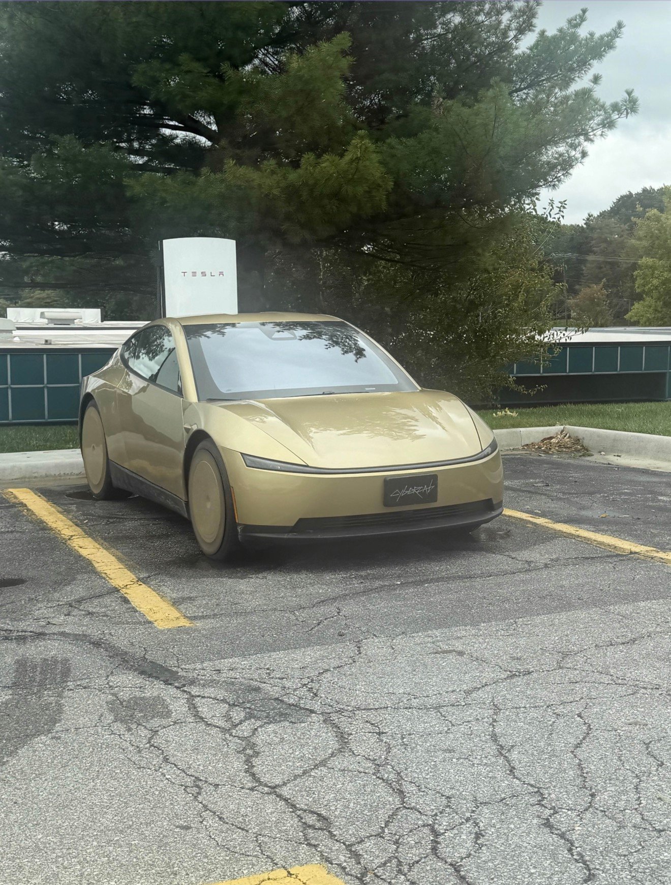 Tesla Cybercab spotted in Kansas City, KS by 0xEmma