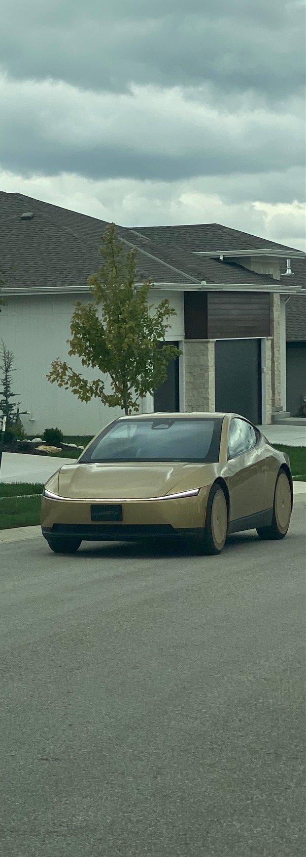 Tesla Cybercab spotted in Lenexa, KS by Lucky_13